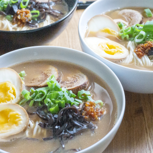 bols de ramen prêt à être dégustés