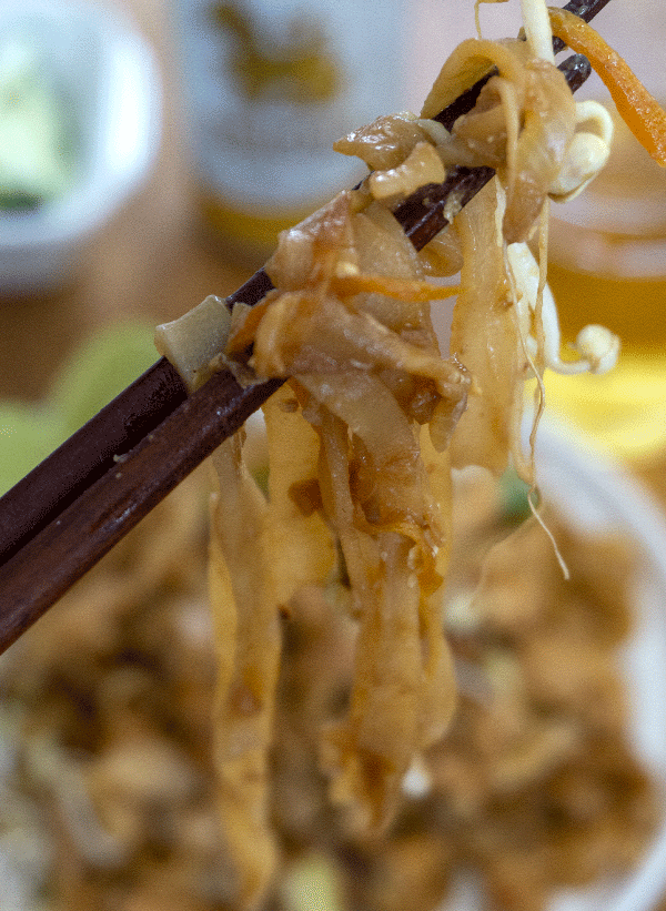 zoom sur les nouilles pad thai